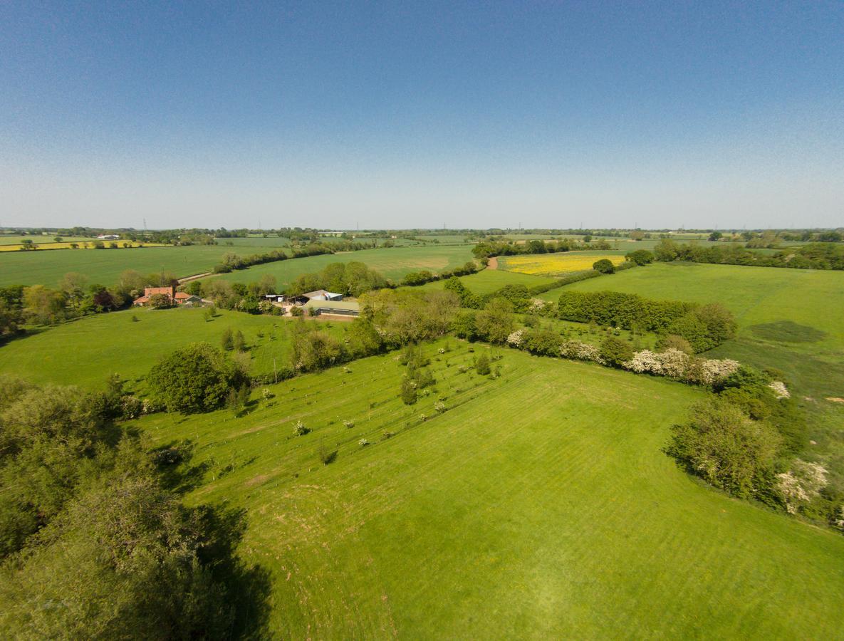 Wyvern Farm Garvestone Exterior photo